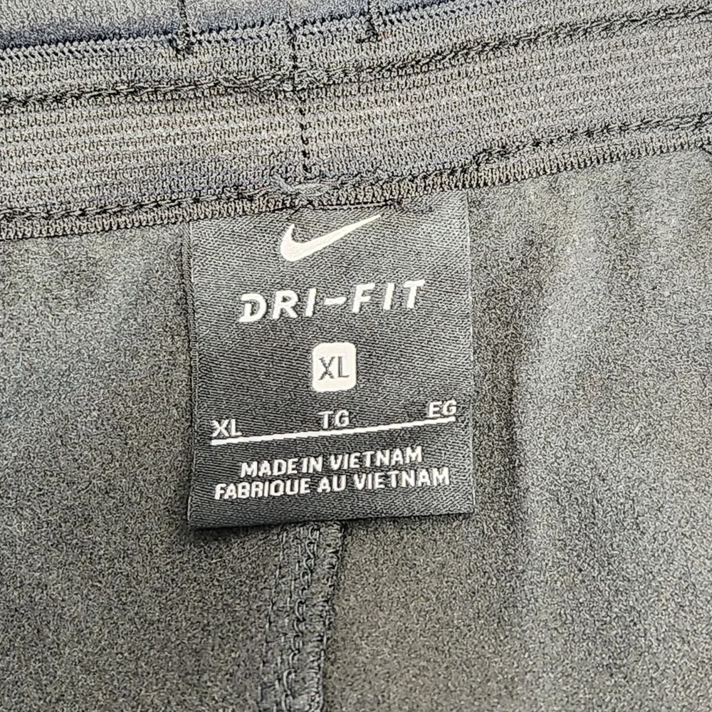 Nike Dri-FIT Therma Training Pants Charcoal Gray Fleece Basketball AQ2715-060 XL